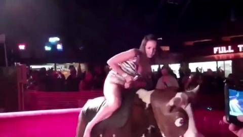 6588