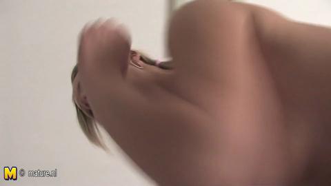 10040